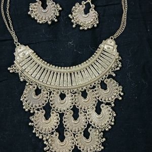 Necklace set