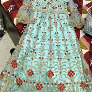 Jecket Wala Gown