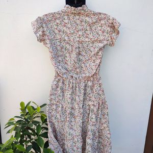 Monteau Los Angeles Floral Dress