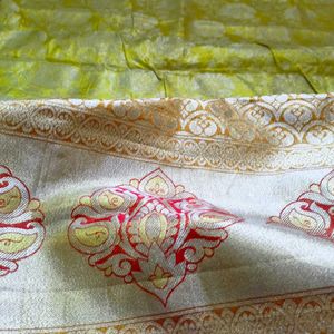 Kanchi Pattu Saree With Blouse