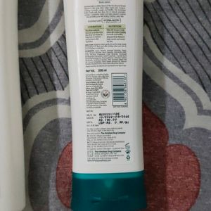 Himalaya Nourishing Body Lotion (400ml)+200ml Free