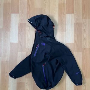 The north face Tnf goretex jacket