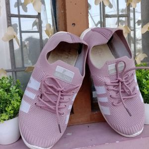 Pink sports Shoes