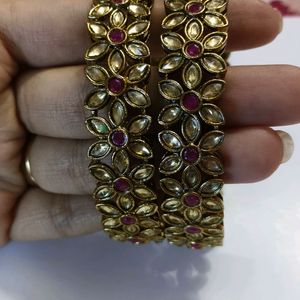 Beautiful Kundan Bangles