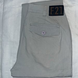 Forever 21 Cargo Pant