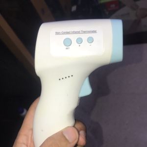 Non Contact IR Thermometer Gun