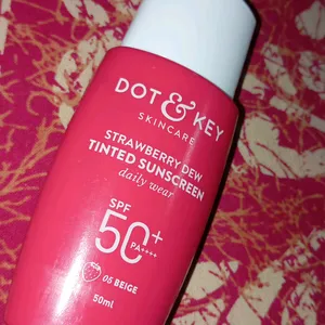 Dot & Key Strawberry Dew Tinted Sunscreen 05 Beige