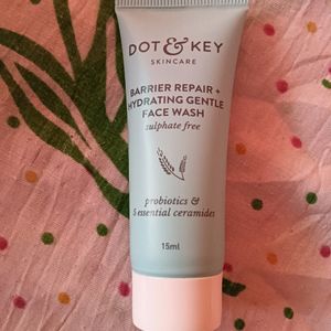 Barrier Repair + Hydrating Gentle Face Wash Mini