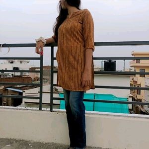 Combo Of Kurti & Jeans