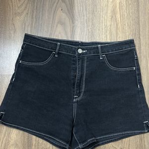 H&M Black High Waisted Shorts