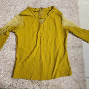 Mustered Yellow Top