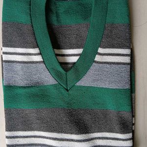 Half Sweater For Men Good Condition