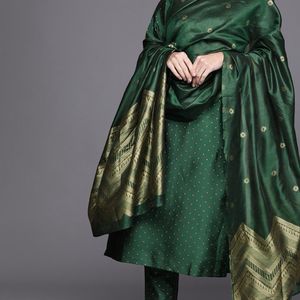 Beautiful Silk Green Kurta Set