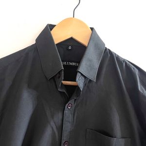 Classic Black Long-Sleeve Button-Up Shirt – Size M