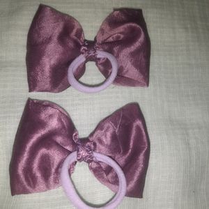 Hair Bow Rubberband With 2 Scrunchies Free