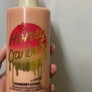 VS honey cranberry lotion