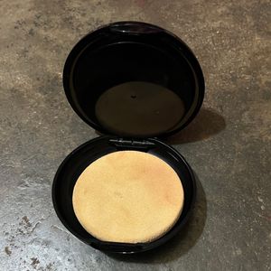 Cream Compact