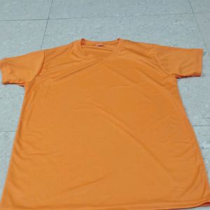 Men's Fashionable T-shirt Pack Of Two