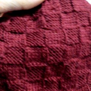 Winter's UNISEX Woolen Cap - Shade: Maroon