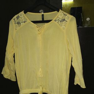 Lemon Yellow, Cotton Top With Tassels