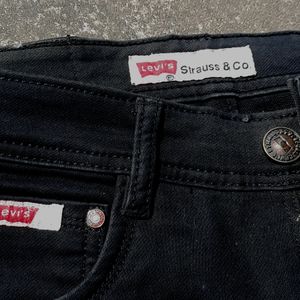 women flared jeans