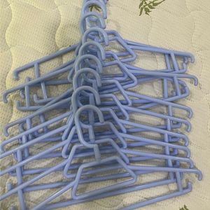 Clothes Hangers- 10 Count