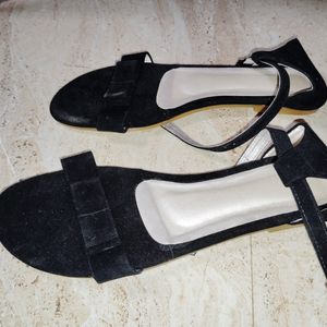 Velvet black Flats UK 8