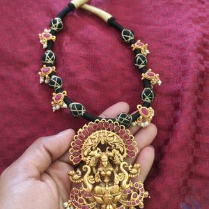 Lakshmi Kante Neckalce