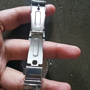 A Stainless Steel Ladies Wrist Watch