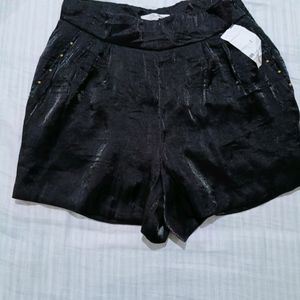 New Unused Black Hot Pant