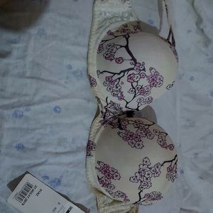 Beautiful Design New Bra With Tag