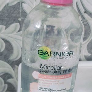 Garnier Micellar Cleansing Water