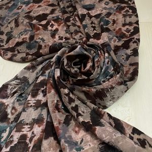 Printed Brown Stole