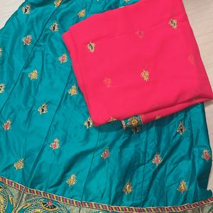 Beautiful Lehnga Choli With Blause