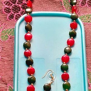 Red And Green Flat Bead Mala With Earrings Set