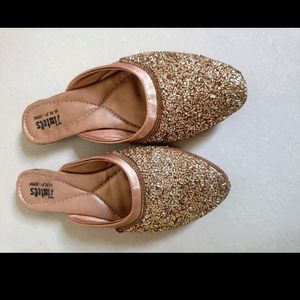 Royal Gold Beaded Flat Sandle