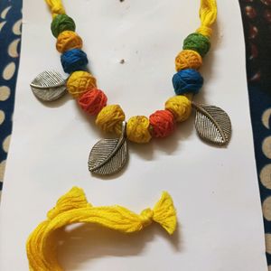 Handicraft Beads Necklace With Peacock Earings