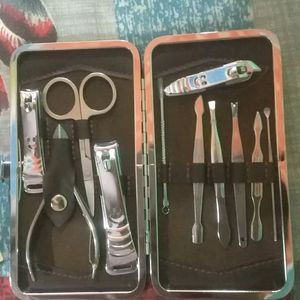 Manicure Pedicure Kit