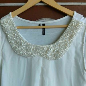 Embroidery top