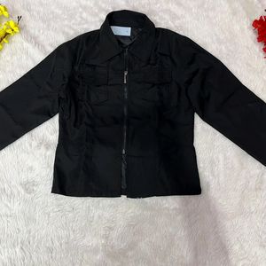 Black jacket with half chain fromt opening