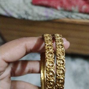 GOLD PLATED BANGLES