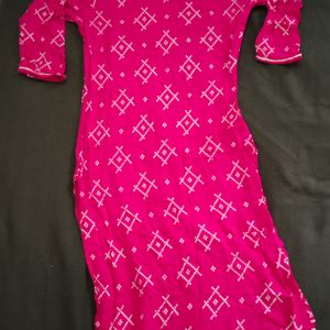 Pink Bandhej Kurta With White Pant And Dupatta