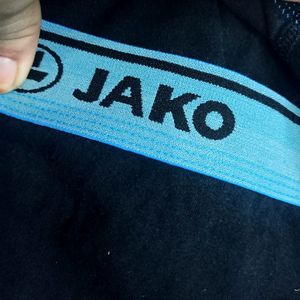 Jako 32 Size Look