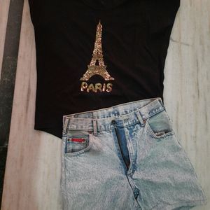 🗼 Chic Black T-Shirt with Glittering Eiffel Tower