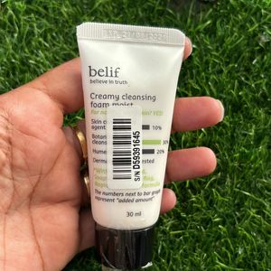 Belif Creamy Cleansing Foam Moist