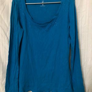 Full sleeve blue T shirt