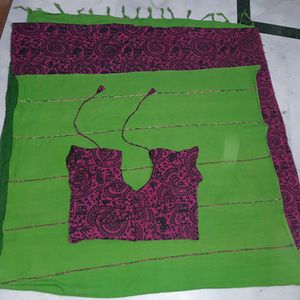 2in1ComboGreen And Pink Designed Saree WithBlouse