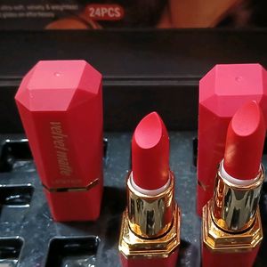 Set Of 2 Lipsticks