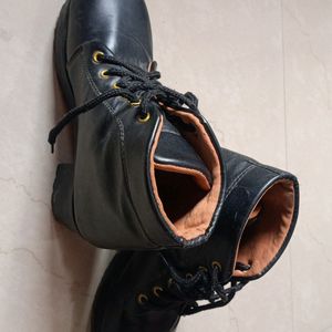 Black N Brown Boots