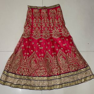 Lehanga Set With Blouse, Choli & Dupatta